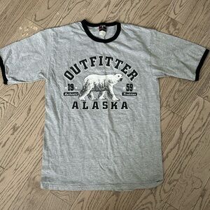 Alaska Outfitters Vintage T-shirt